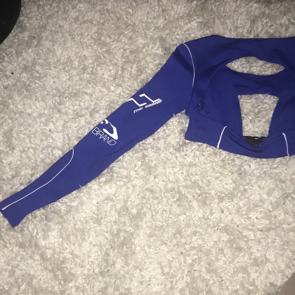 LF LONG SLEEVE BUCKLE FRONT TOP - Picture 6 of 8